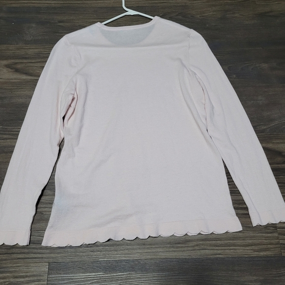 J. McLaughlin Henri Cashmere Blend Sweater Size M Coral Pink Scallop Hem - Picture 3 of 3